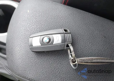 2014 BMW X1 Sdrive28I z USA, uszkodzony, nr VIN WBAVM1C54EVW54918